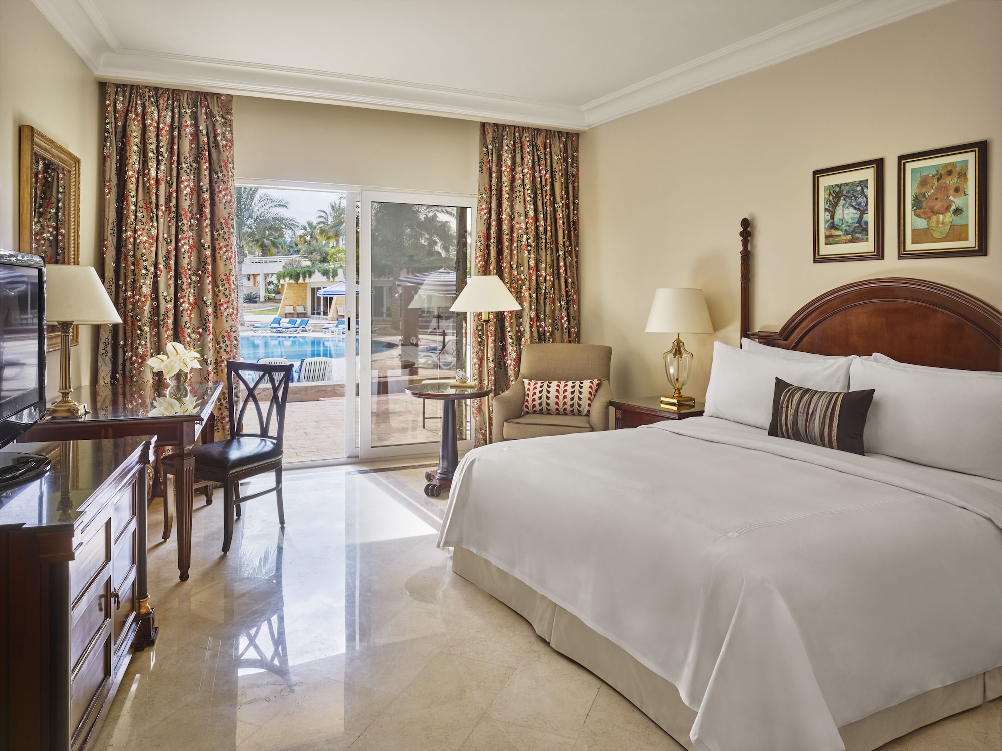 Room, King Bed, Pool Side, Pool Access