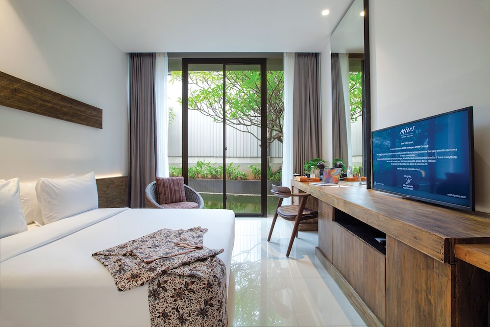 MIERS Kuningan, ARTOTEL Curated 10/38