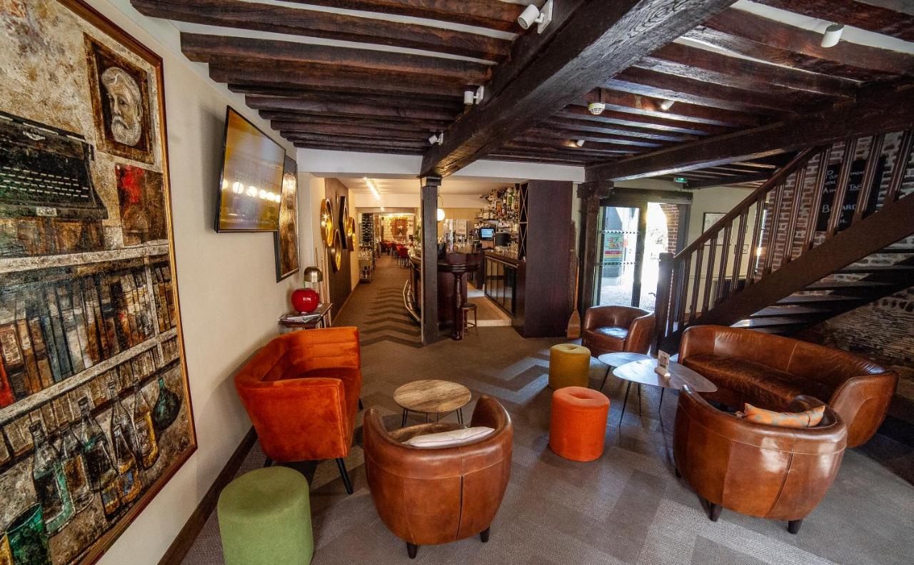 HOTEL LES HAUTS DE MONTREUIL LE PATIO 21/37