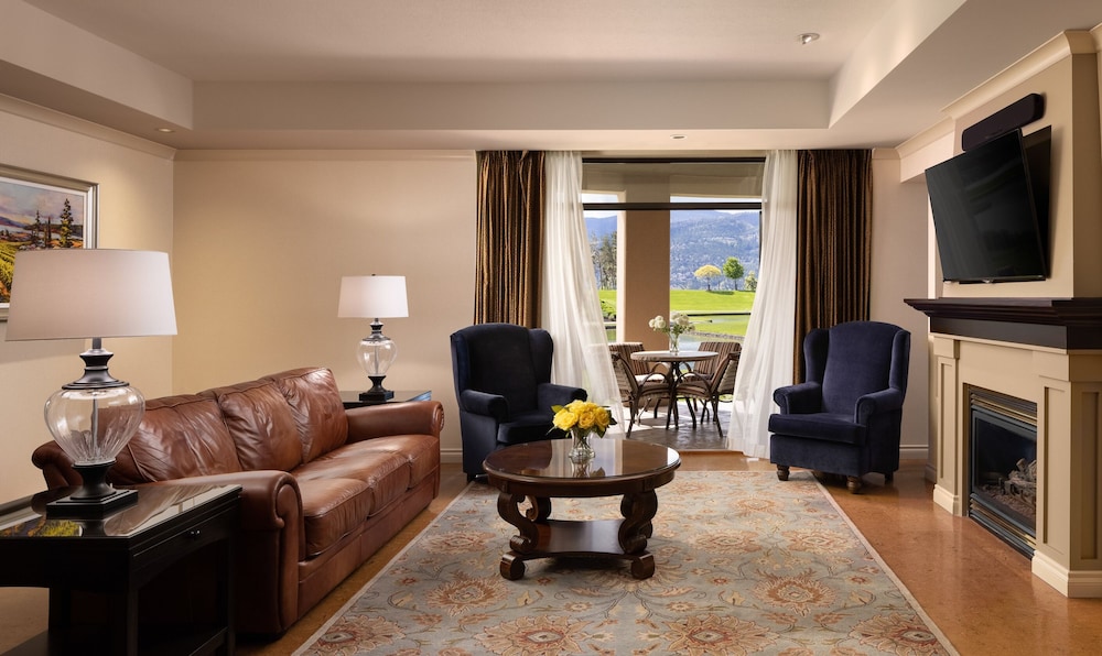 The Royal Kelowna 34/64