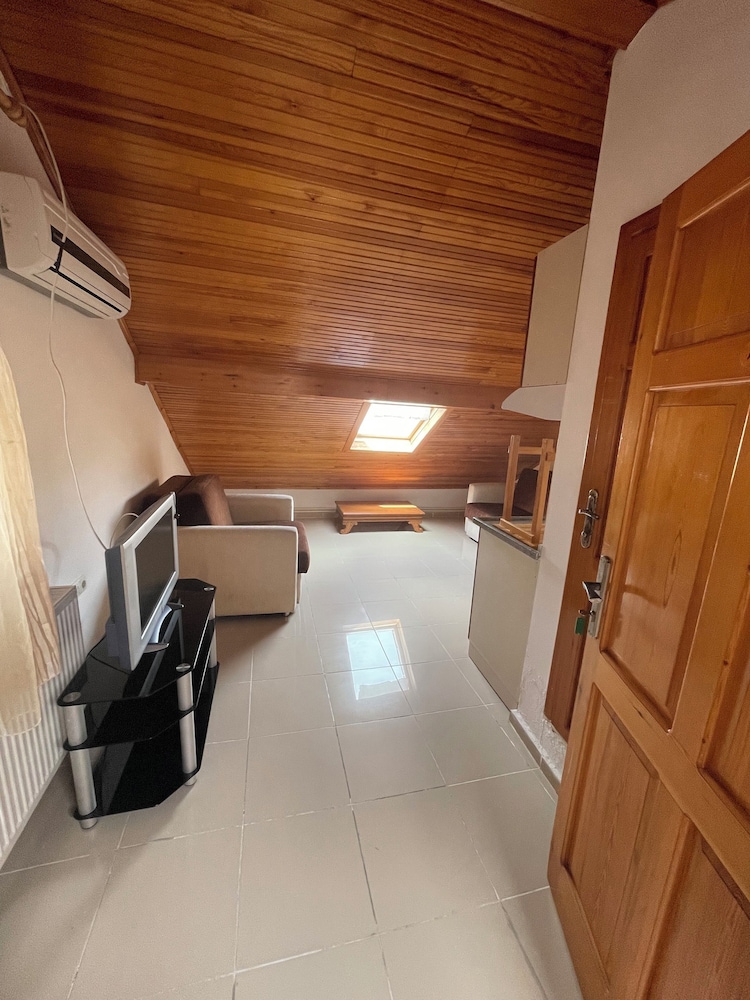 Bedesten Pansiyon Ilica 20/42