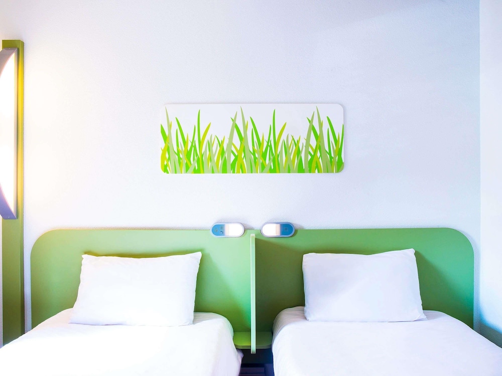 IBIS BUDGET ISSOIRE 22/49