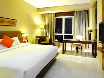 The Luxton Bandung 19/67