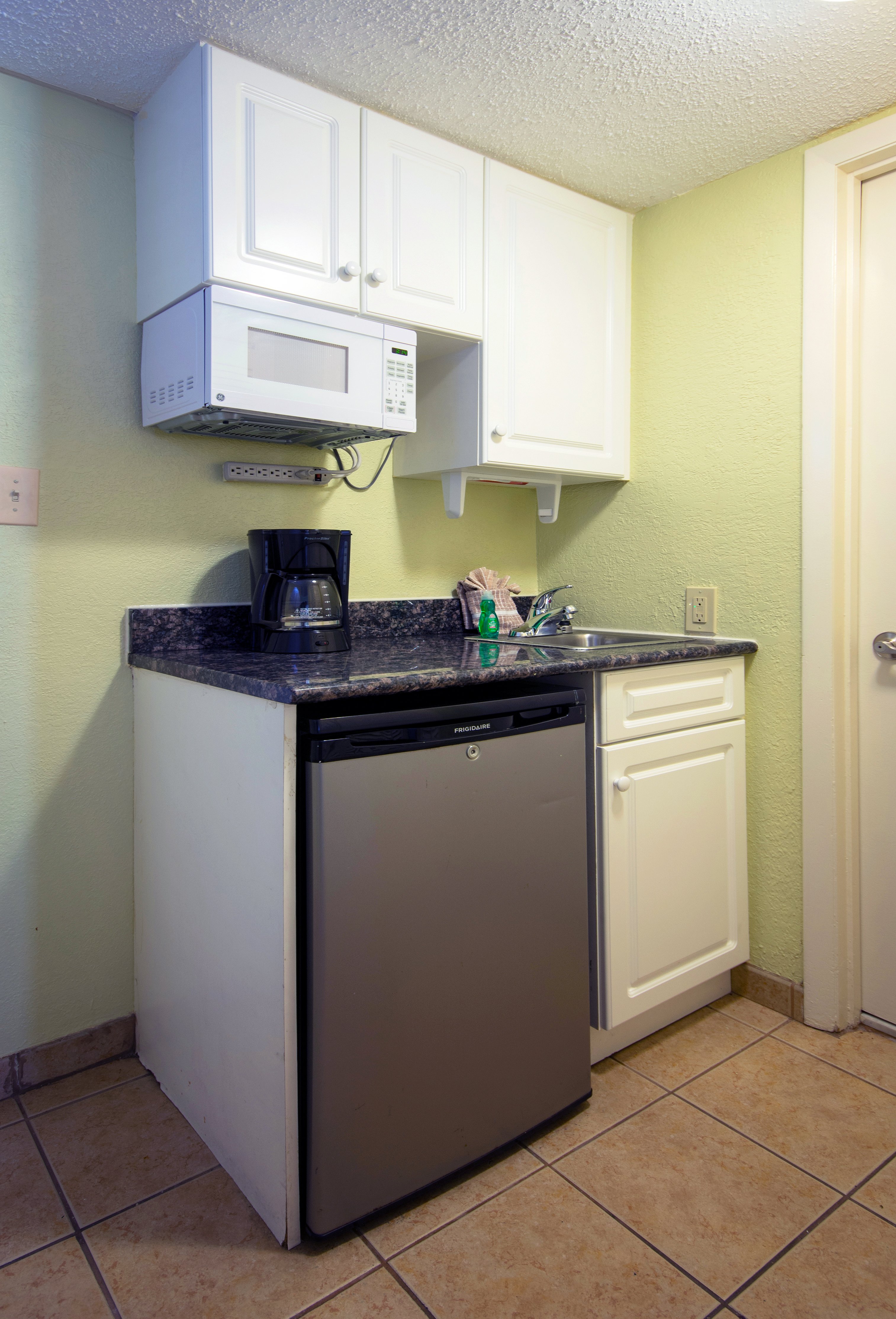 Compass Cove Resort 14/66