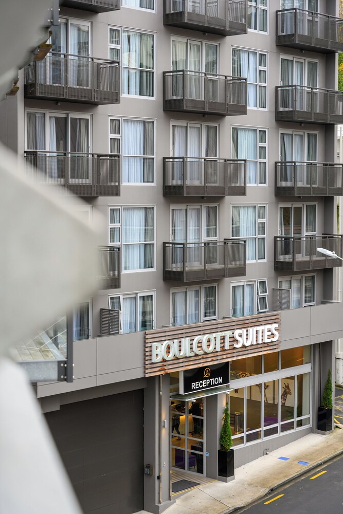 Boulcott Suites 2/70
