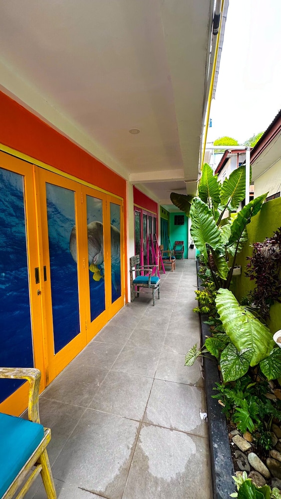 Dragon Dive Komodo Hostel 37/50