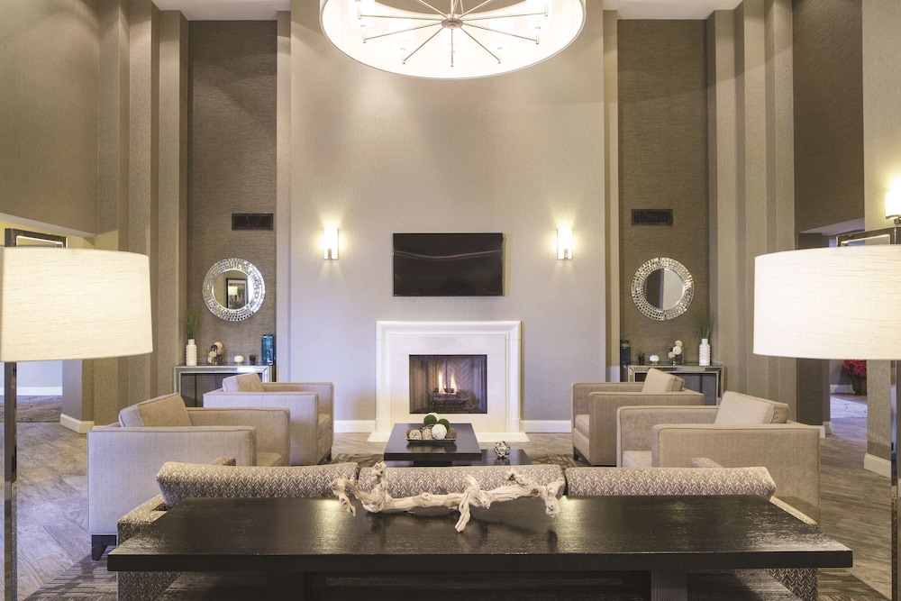 Doubletree By Hilton Hotel Laurel 56/71
