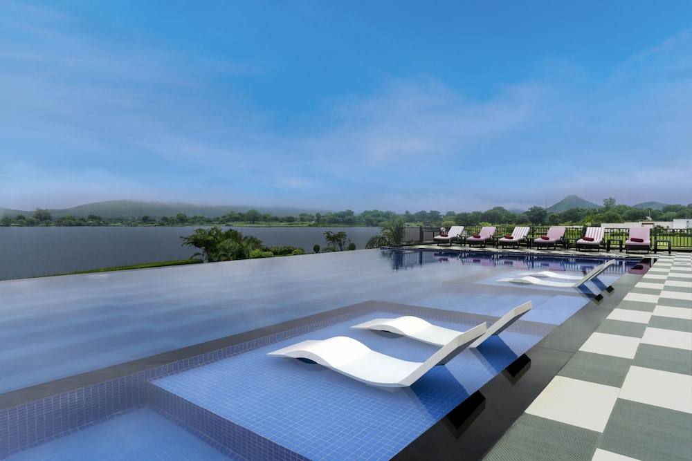 Zana Lake Resort Udaipur 27/53