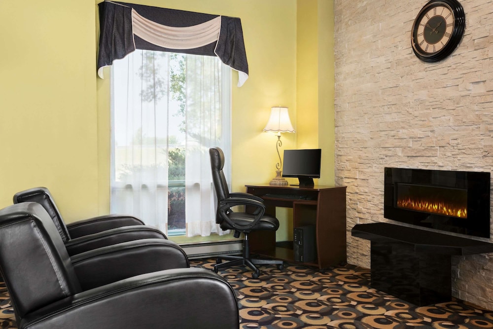 Days Inn by Wyndham Ste. Helene-de-Bagot 29/45