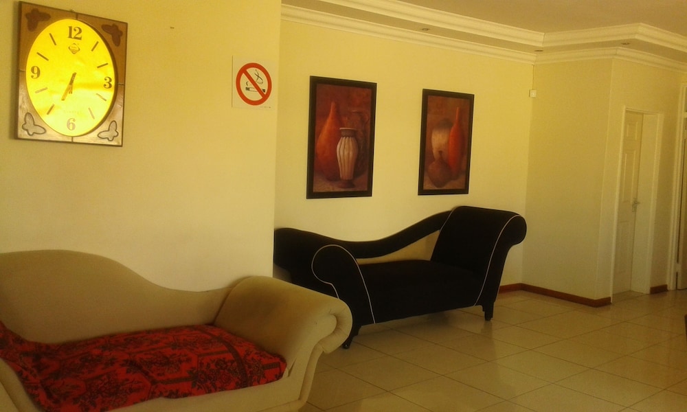 Comfort Palace Guest House Francistown 10/21