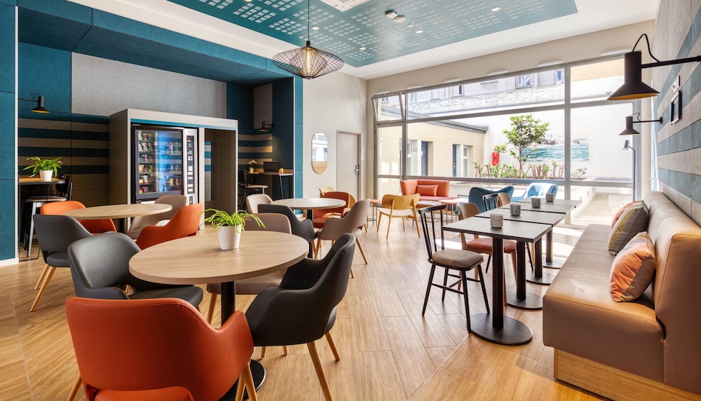 restaurant-cafeteria