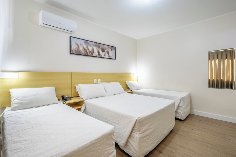 Rosenbrock Hotel 15/70