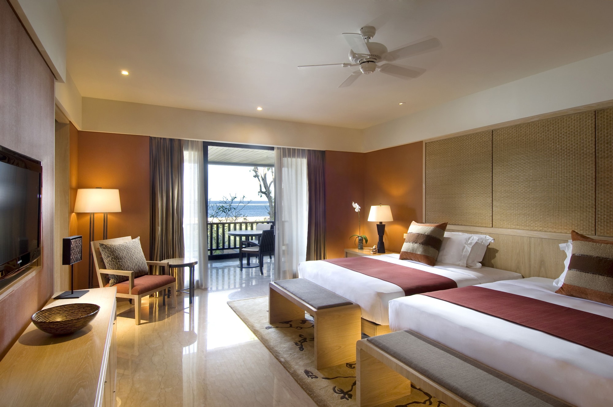 Conrad, Suite, Twin Beds, Ocean View, Kitchenette