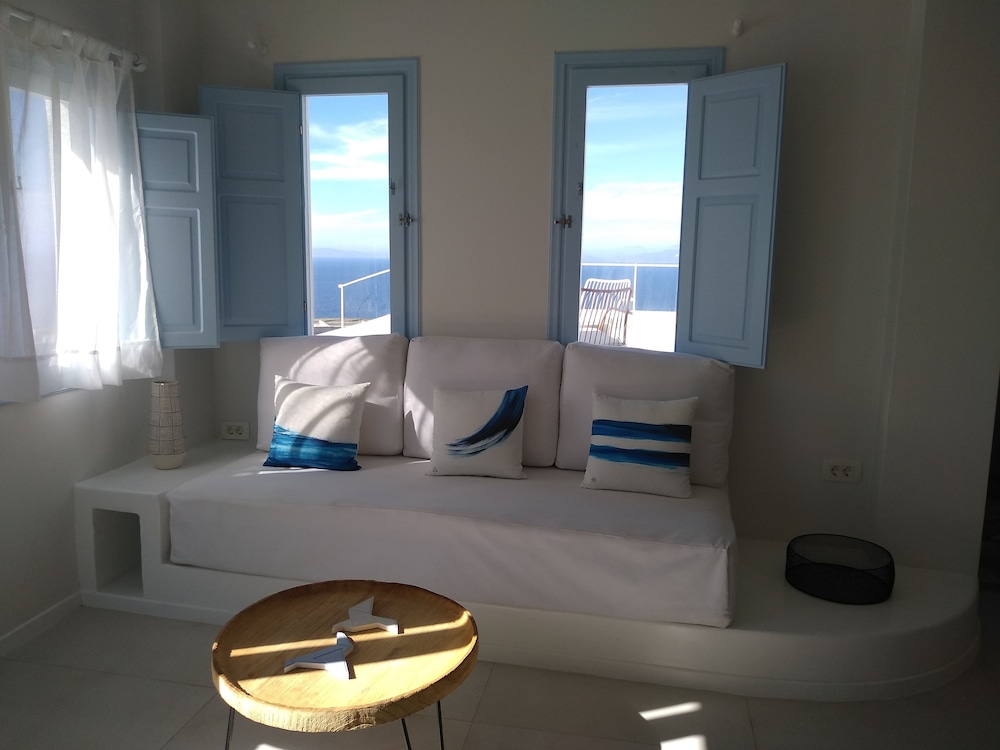 Sol Mate Suites 15/27