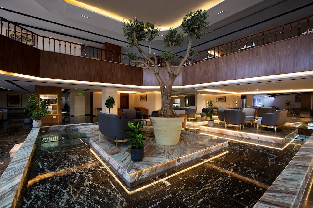 Petra Moon Luxury Hotel 2/30