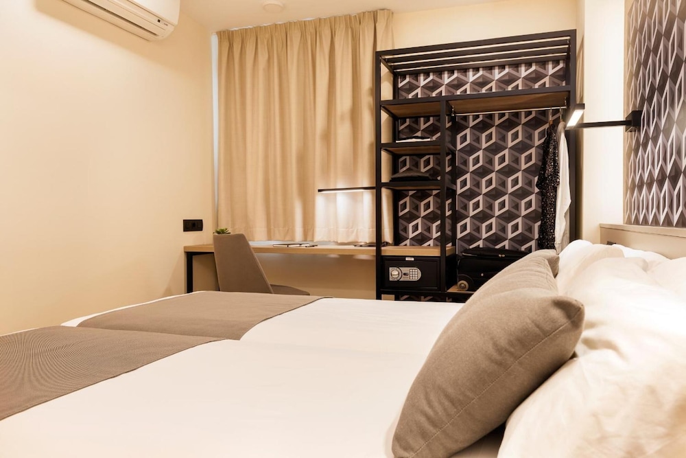 Ronda House Hotel 12/66