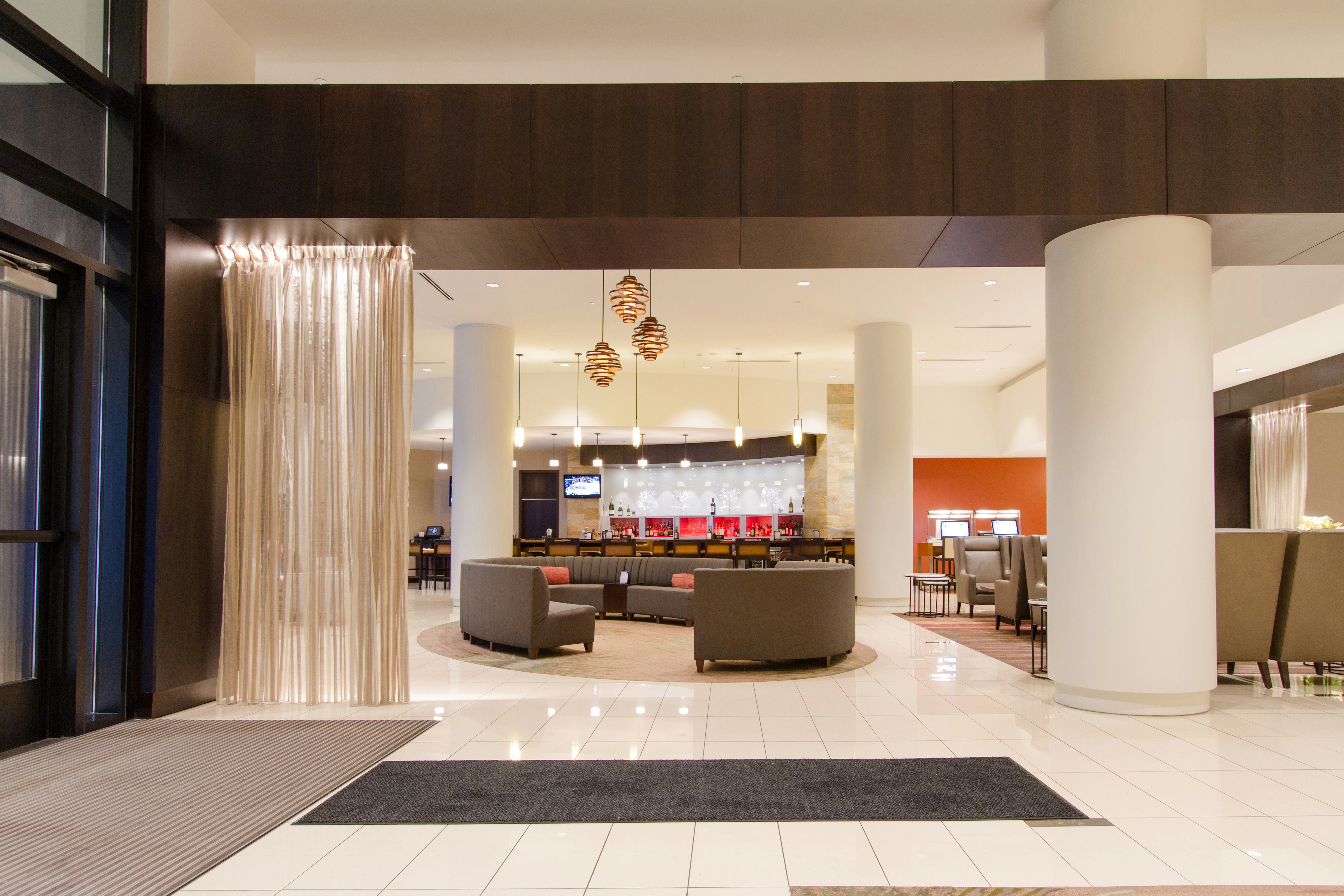 Hilton Albany 11/80