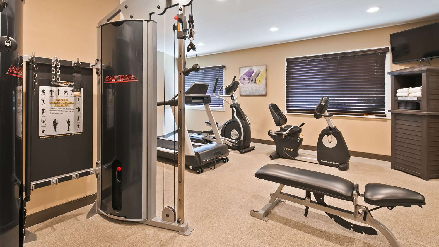 Best Western Long Beach Inn 30/53