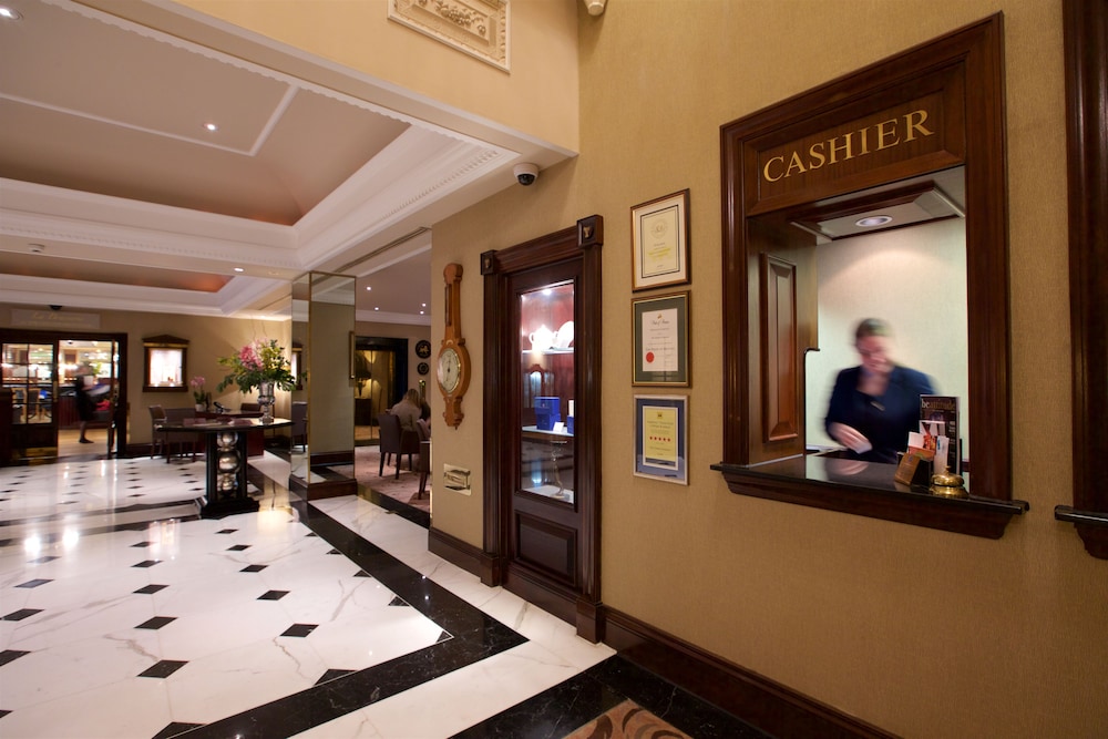 Chester Grosvenor And Spa 7/50