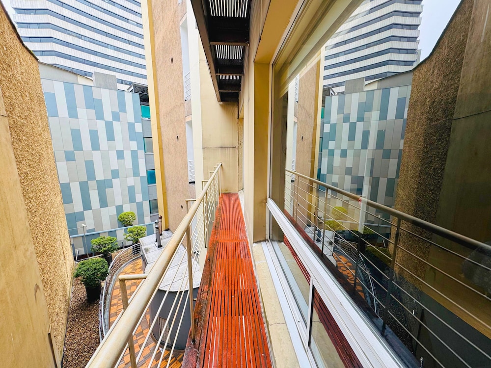 Hotel Aparta Suite Continental 5/75