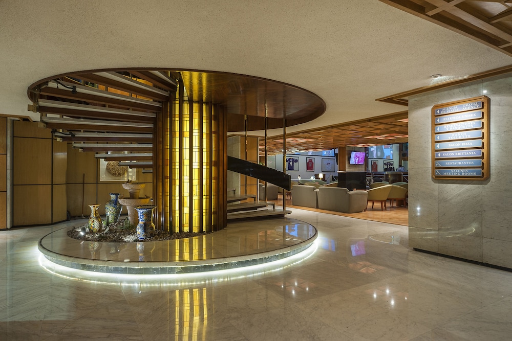 lobby