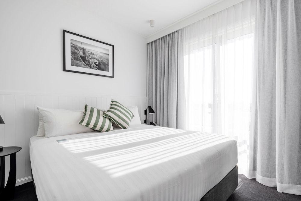 Rydges Newcastle 17/65