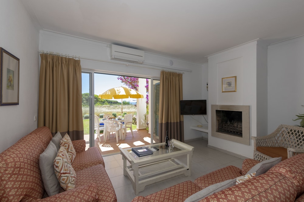 Rocha Brava Village Resort 47/77