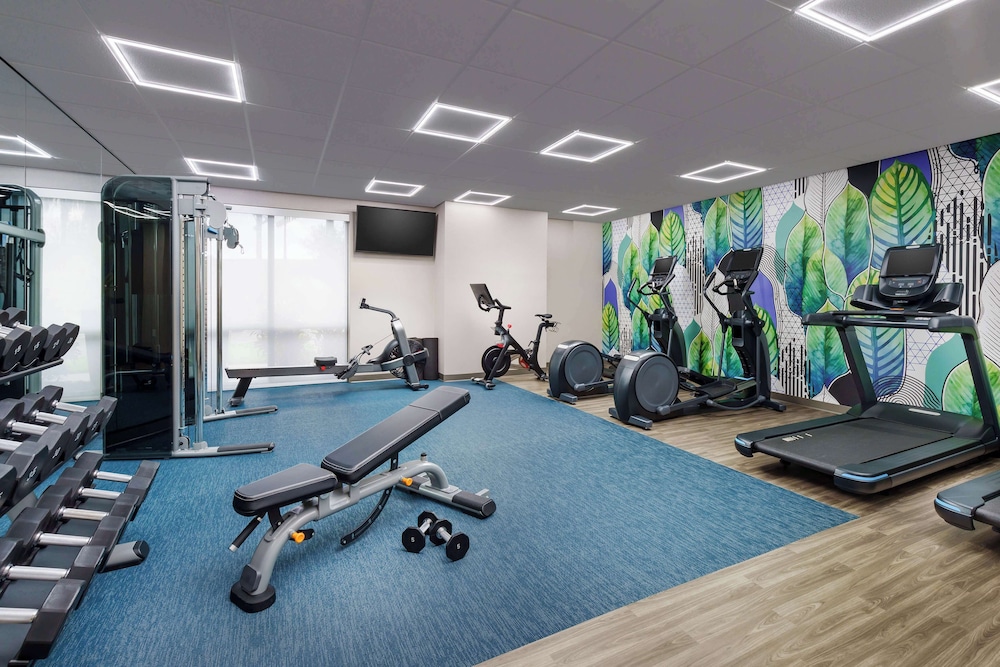 Hyatt Place Across from Universal Orlando Resort 35/60