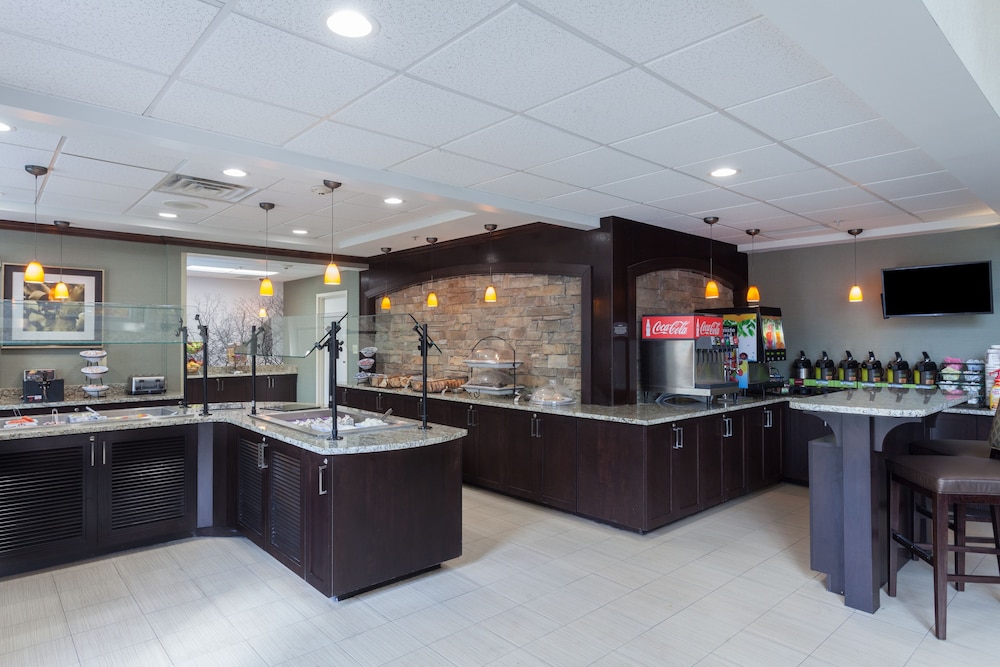Staybridge Suites North Brunswick 6/41