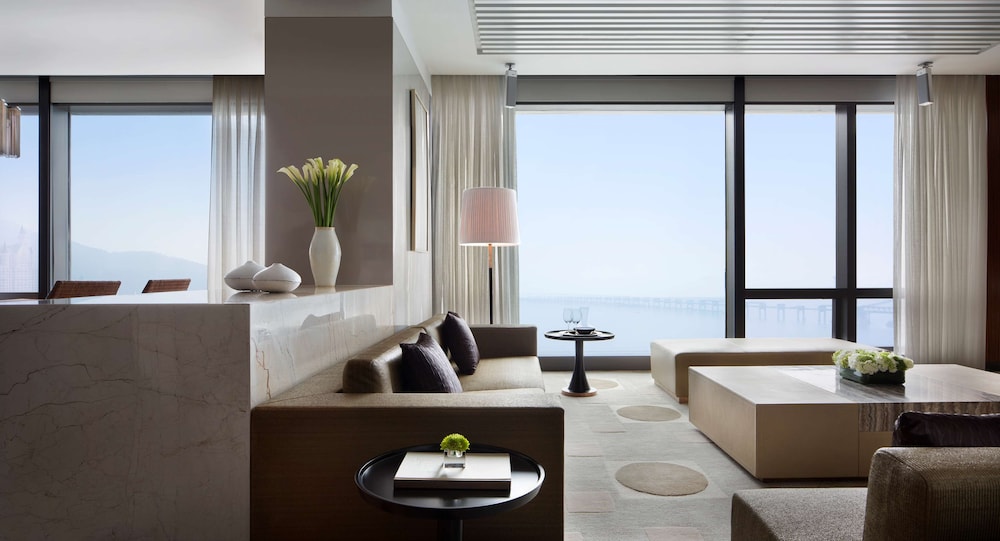 Grand Hyatt Dalian 43/67