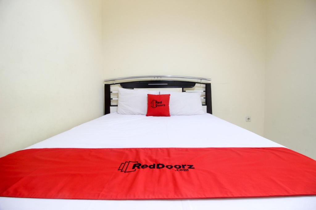 Reddoorz Near Rs Sarjito Yogyakarta 2 22/39