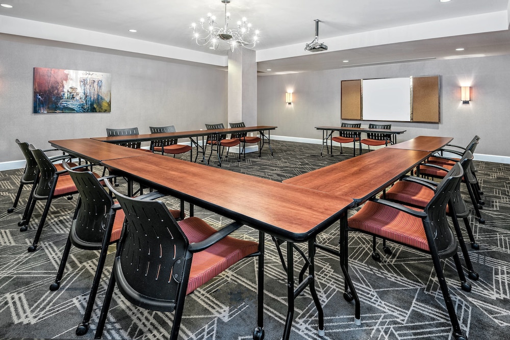 TownePlace Suites by Marriott San Antonio Downtown Riverwalk 33/35