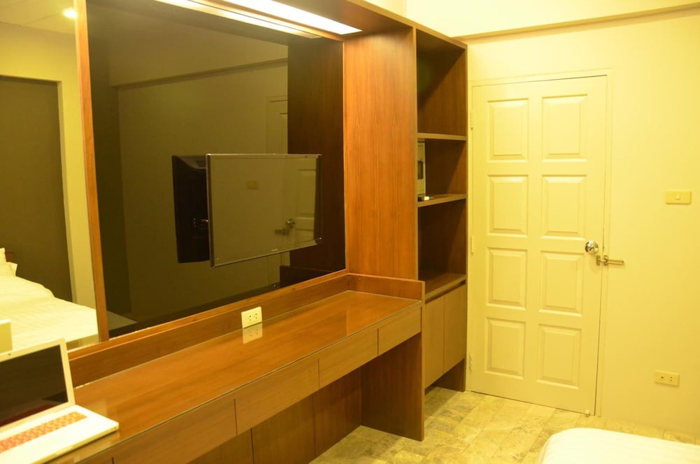 Lkp Apartment 9/41