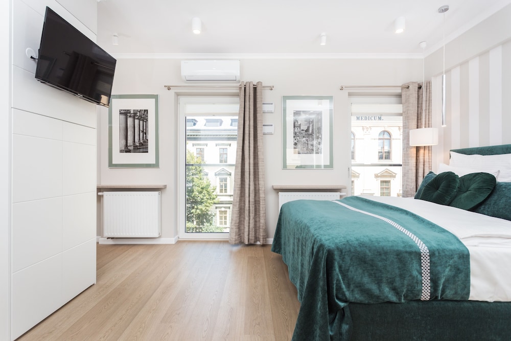 Design, Studio, Suite, Queen Bed