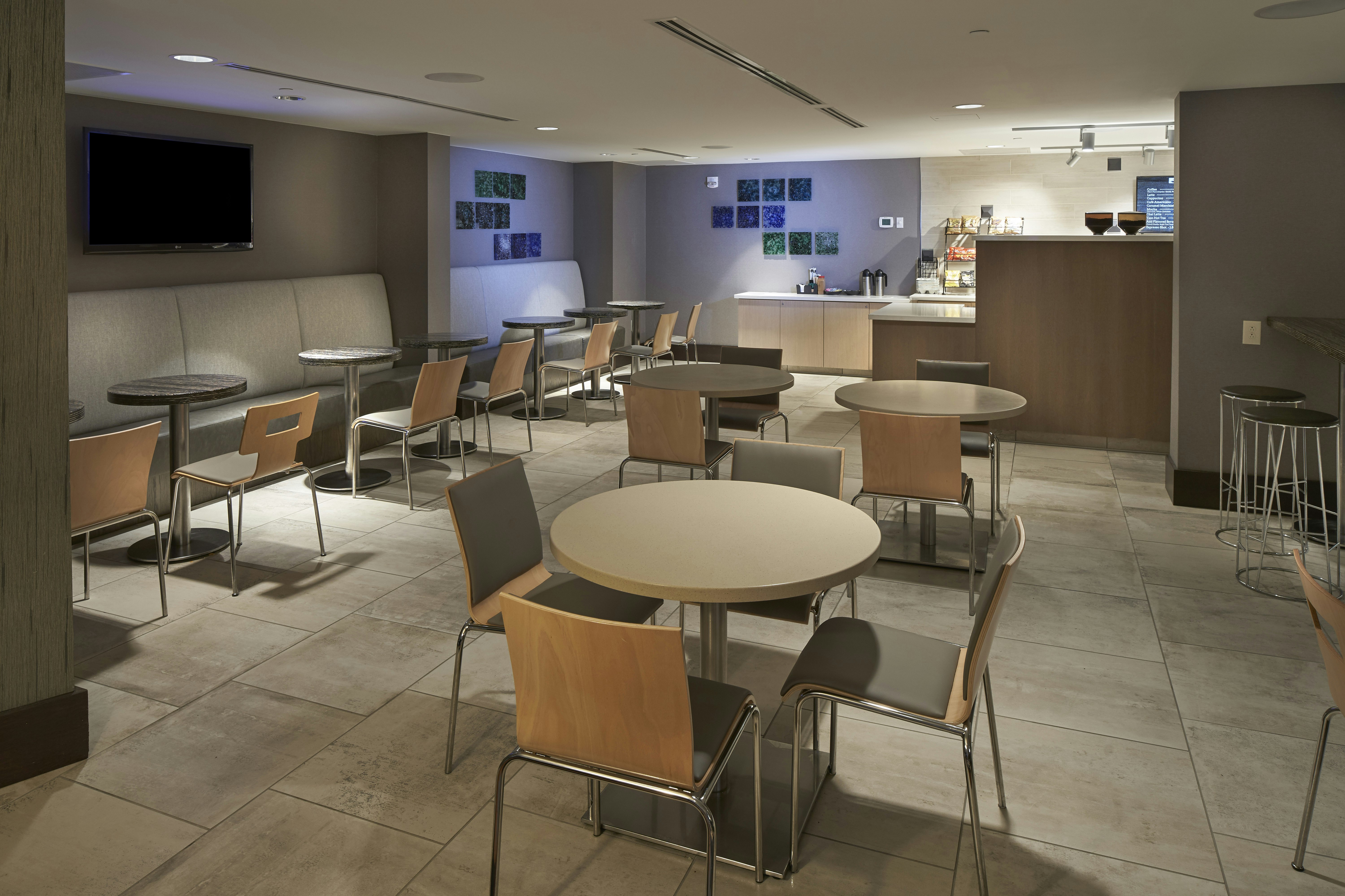 Hilton Raleigh North Hills 52/54