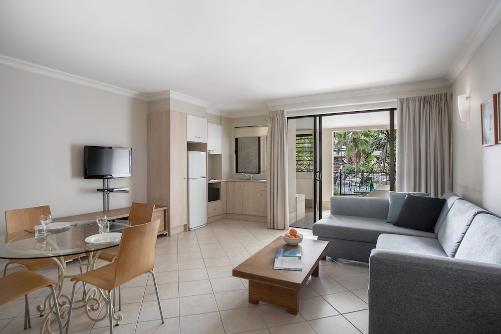 Mantra Heritage Port Douglas 38/60