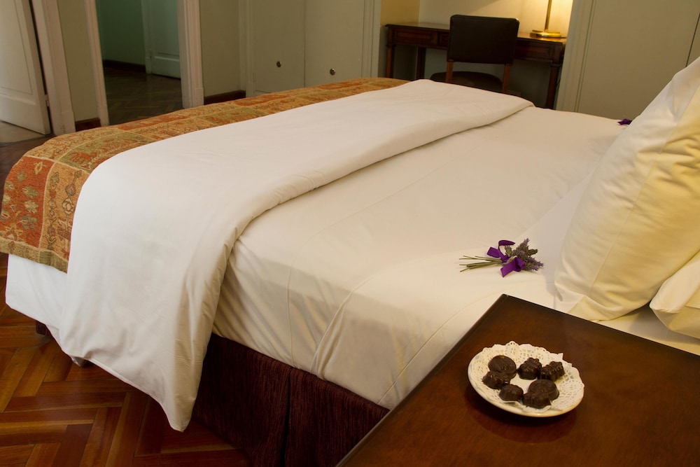 Hotel Colonial San Nicolas 26/48
