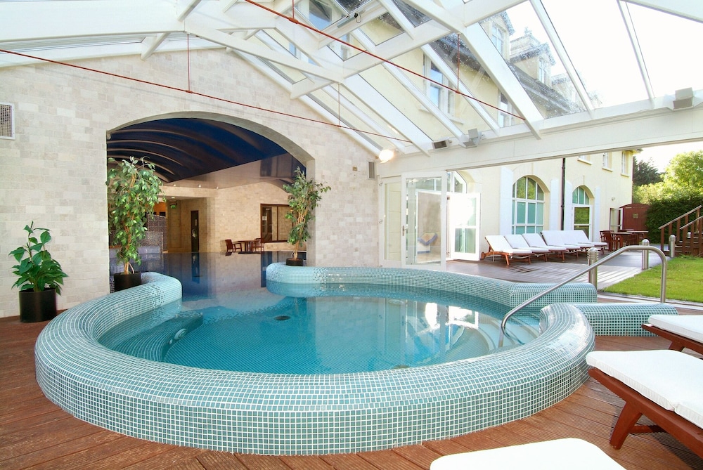 Brooklodge Hotel and Macreddin Village 36/65