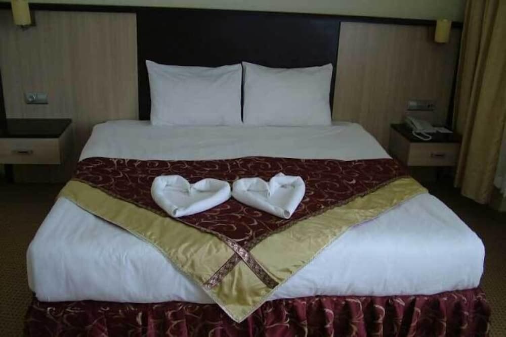 Roza Resort Thermal Hotel 11/30
