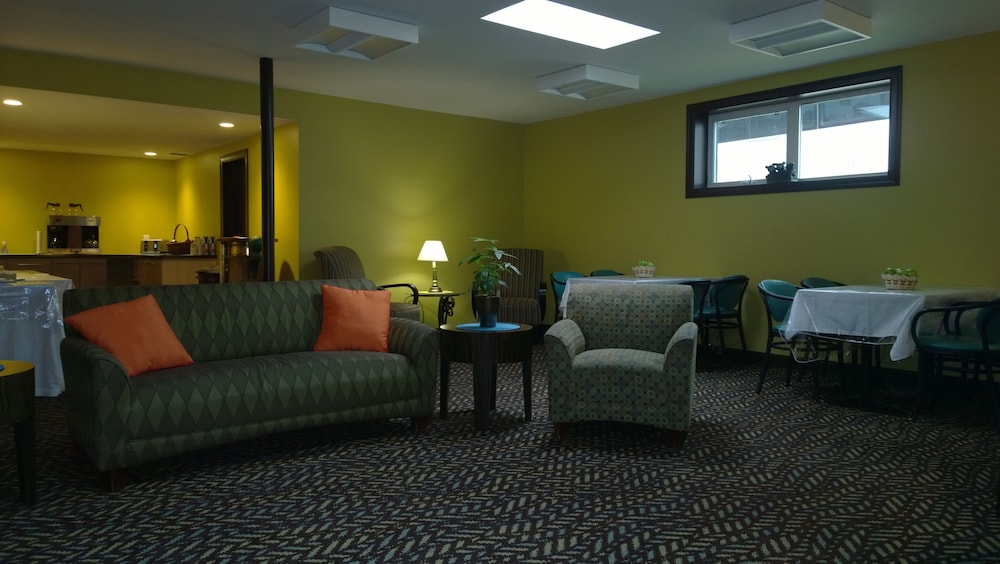 Pacific Inn 23/37