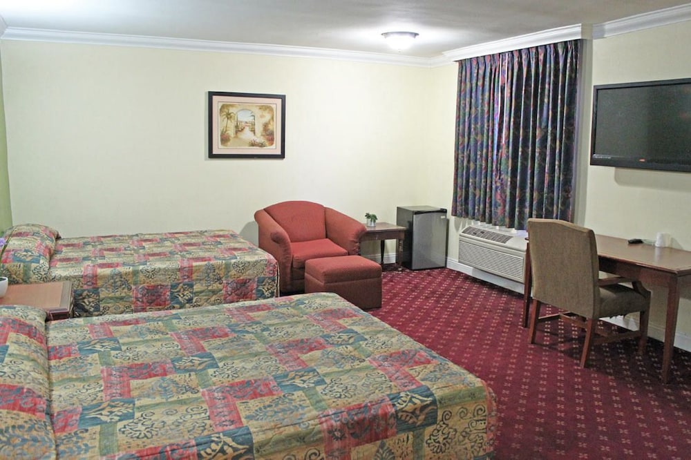 Royla Motel 32/44