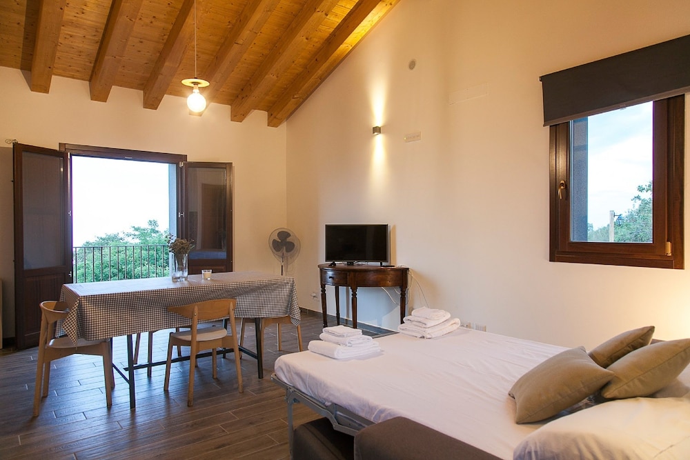Etnella Enoagriturismo Notti Stellate 12/50