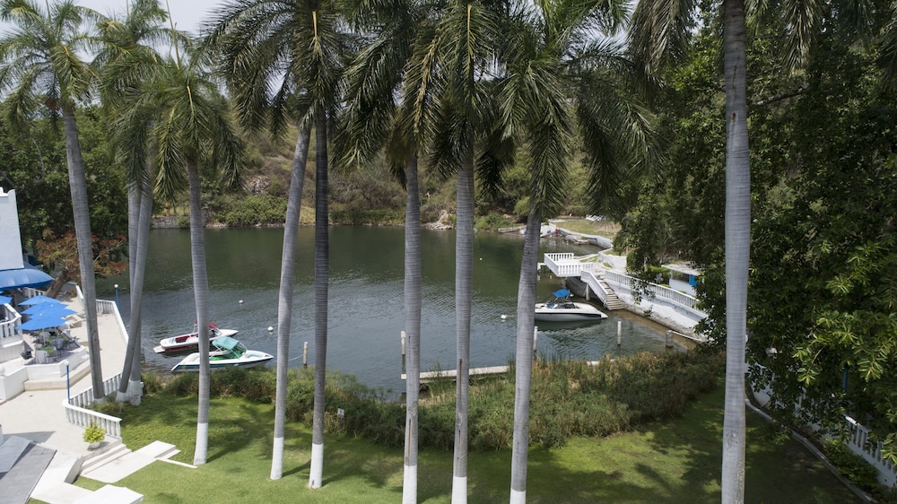 Hotel Villa Bejar Tequesquitengo 62/72