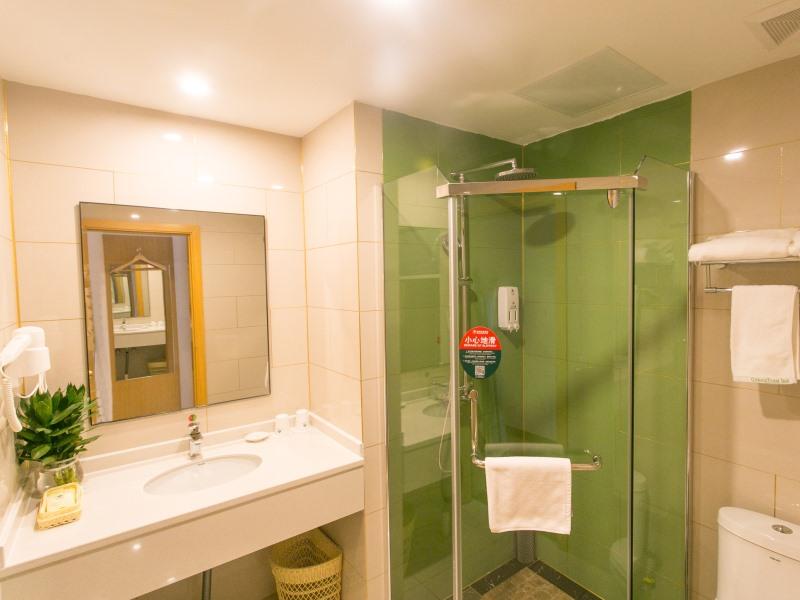 GreenTree Inn Suzhou Tai Lake Xukou Town Government Express Hotel 24/24