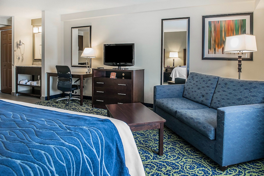 Comfort Inn and Suites Butler 23/38