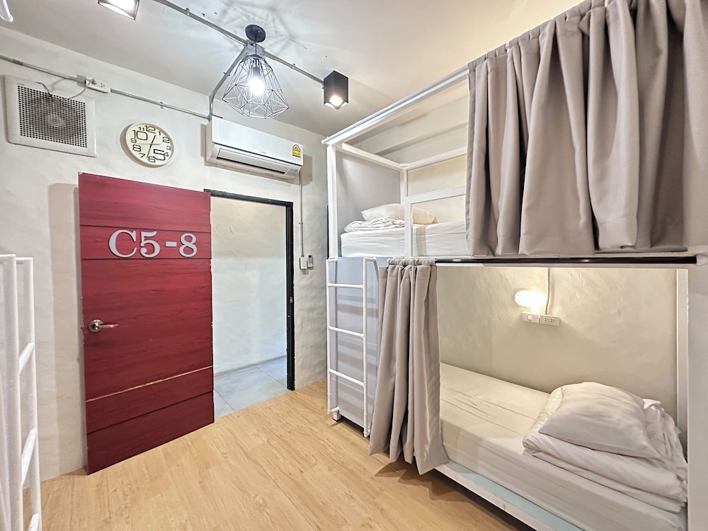 Salee Hostel 12/41