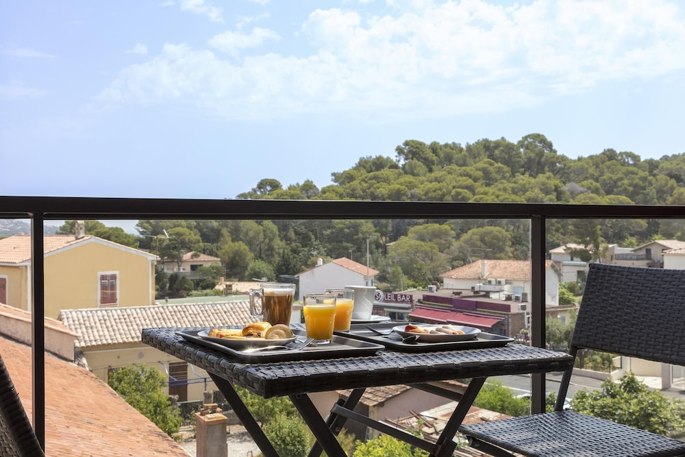 Sure Hotel by Best Western Saint-Raphael Le Dramont 33/48