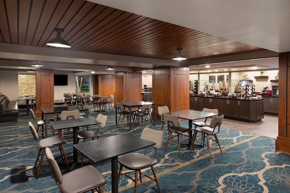 Wyndham Garden San Antonio Airport Northeast 33/49
