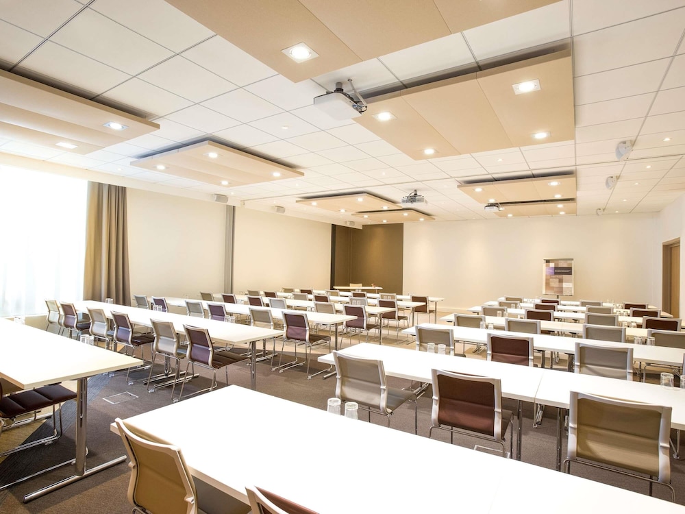 Novotel Paris Charenton le Pont 66/71