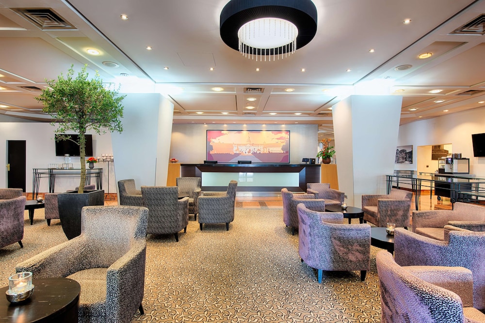 The Q - Quadro City Hotel 24/40